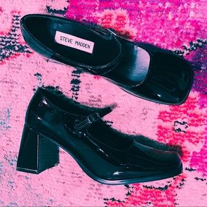 Steve Madden 90s Patent Leather Mary Jane Heels